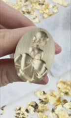 Wax Stamp - Debutante
